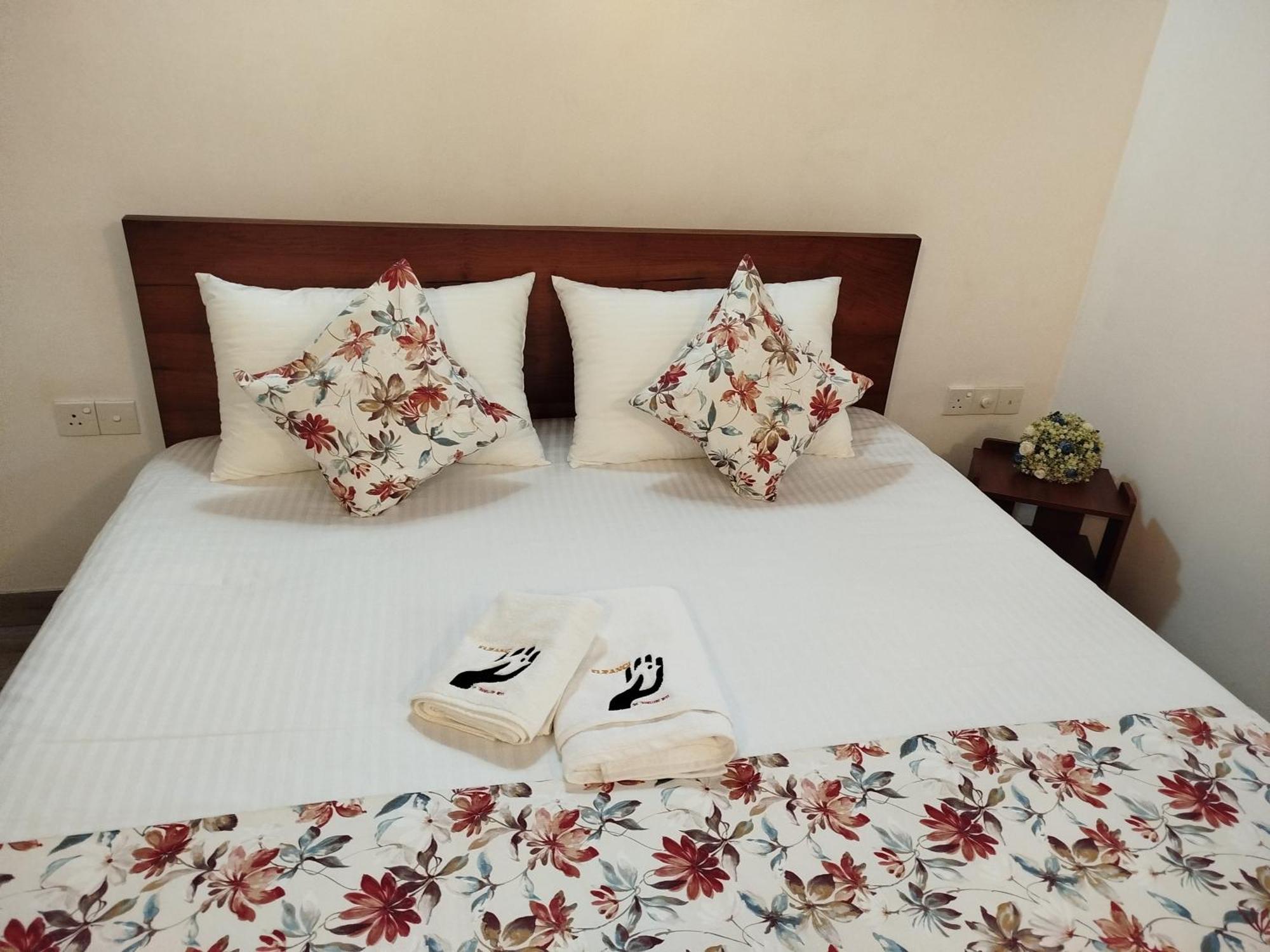 Hotel Elzangi Negombo Zewnętrze zdjęcie