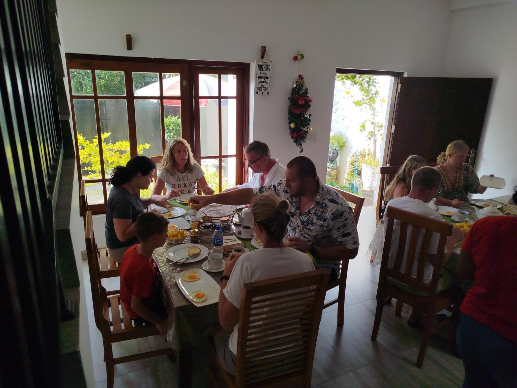 Hotel Elzangi Negombo Zewnętrze zdjęcie